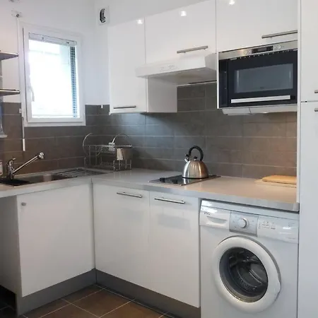 Le Glaz * Grande & Commerces A Pied * Jardin Apartment